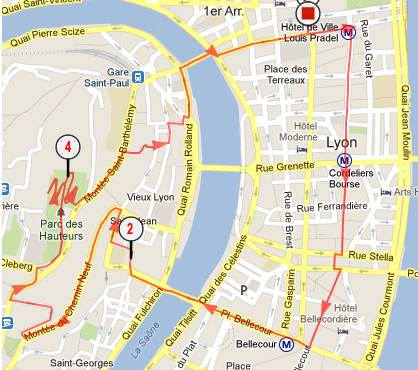 Lauftraining auf dem Huegel Fourviere in Lyon mit Panorama ueber Stadt und kulturelle Highlights.