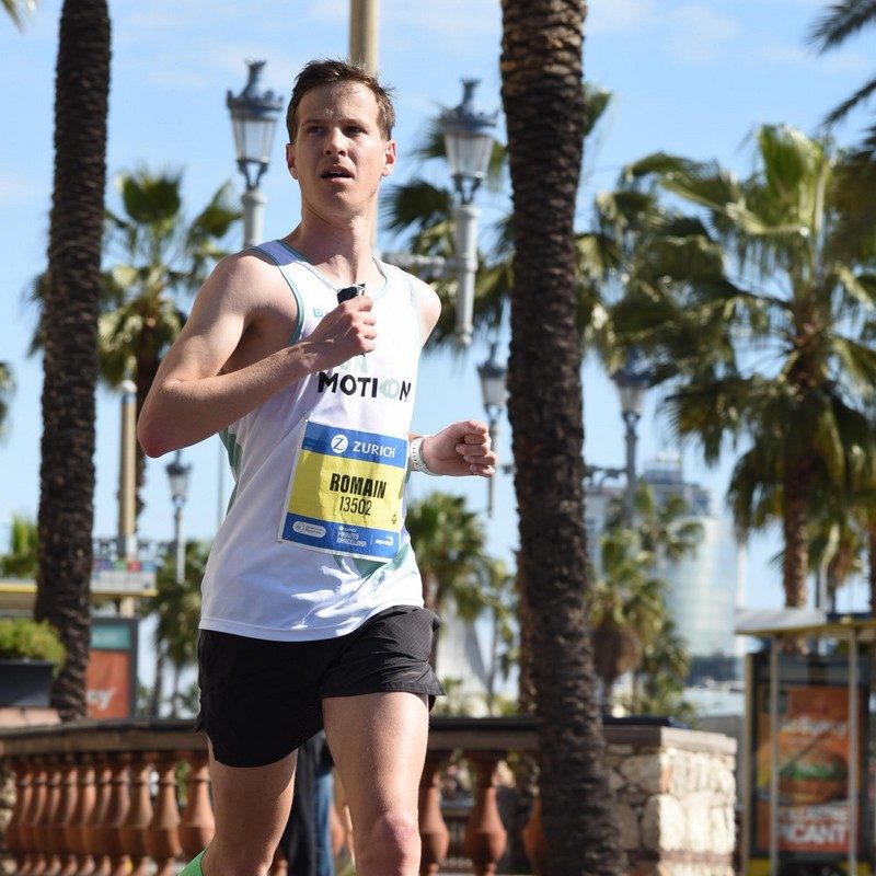 Romain Adam läuft beim Marathon Barcelona 2:35 und zeigt die Wirkung von gezieltem Lauftraining.