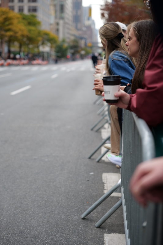 Die schönsten Fotos vom New York City Marathon 2023 mit Läufern, Stimmung und RunMotion Coach.