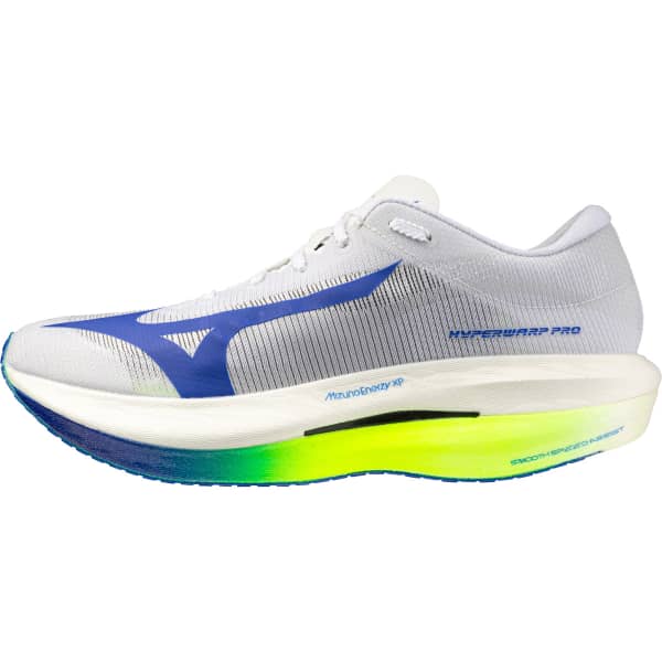 Carbon-Laufschuhe 2026 im Test für ambitionierte Läufer auf der Straße.