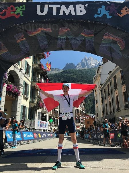 Trailrunner plant einen Monat vor dem UTMB Mont-Blanc seine Rennstrategie für einen erfolgreichen Finisher-Lauf.